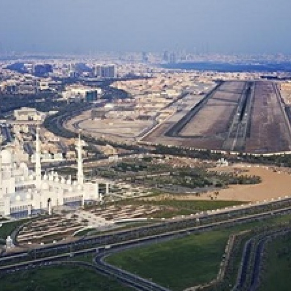 Al Bateen Airport Records 18 Increase In Visitor Traffic In 2013 Airports Aviation Business Middle East