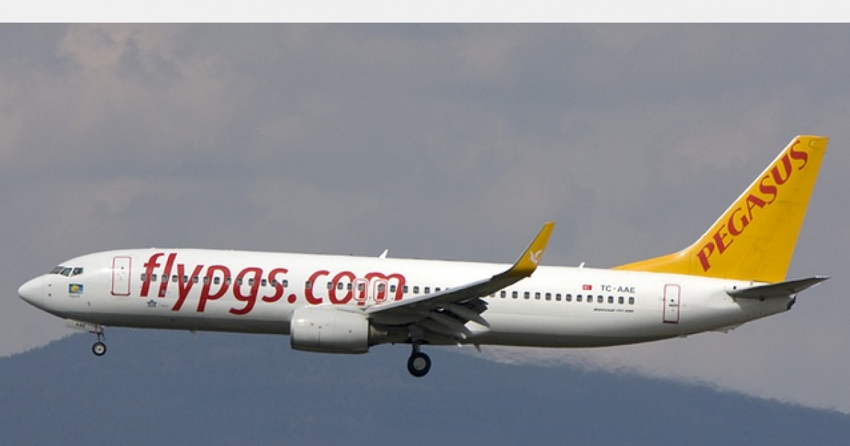 Plane Ripped Apart In Istanbul Crash Airlines Pegasus Airlines Pegasus Crash Istanbul Airport Aviation Business Middle East