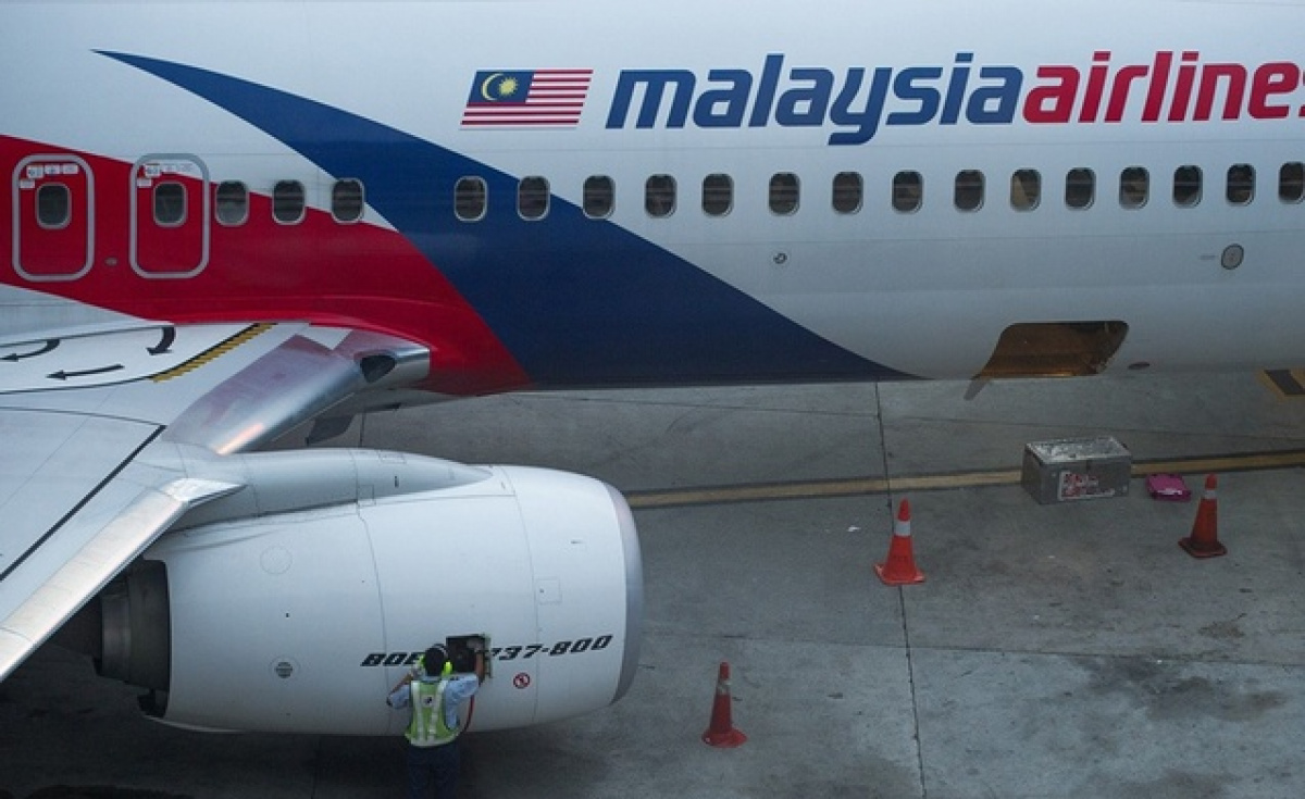 Analysts and executives question Malaysia Airlines' bet on a narrow, regional business model Analysts and executives question Malaysia Airlines' bet on a narrow, regional business model