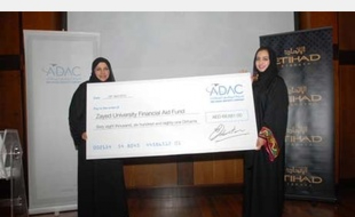Adac And Etihad Donate Auction Proceeds To Zayed University
