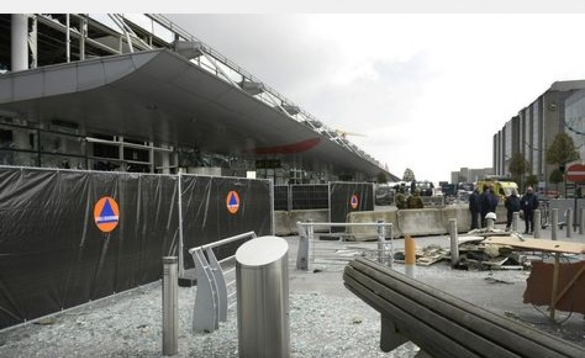 Broken glass outside Brussels Airport, in Zaventem, a day after triple bomb attacks at the Brussels airport and at a subway train station killed 32 people and wounded more than 200 (Getty Images)
Broken glass outside Brussels Airport, in Zaventem, a day after triple bomb attacks at the Brussels airport and at a subway train station killed 32 people and wounded more than 200 (Getty Images)