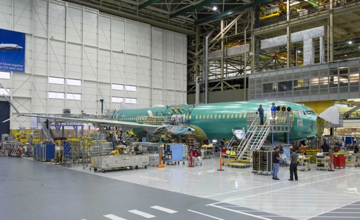 Kuwait-based ALAFCO now has 40 737 MAXs on order. The deal, valued at $2.2 billion at current list prices, was initially announced as a commitment at the Paris Air Show. Kuwait-based ALAFCO now has 40 737 MAXs on order. The deal, valued at $2.2 billion at current list prices, was initially announced as a commitment at the Paris Air Show.