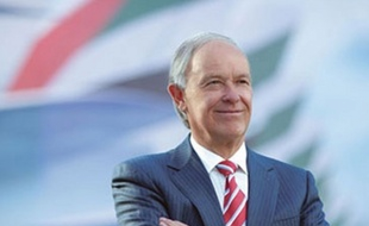 Sir Tim Clark. Sir Tim Clark.