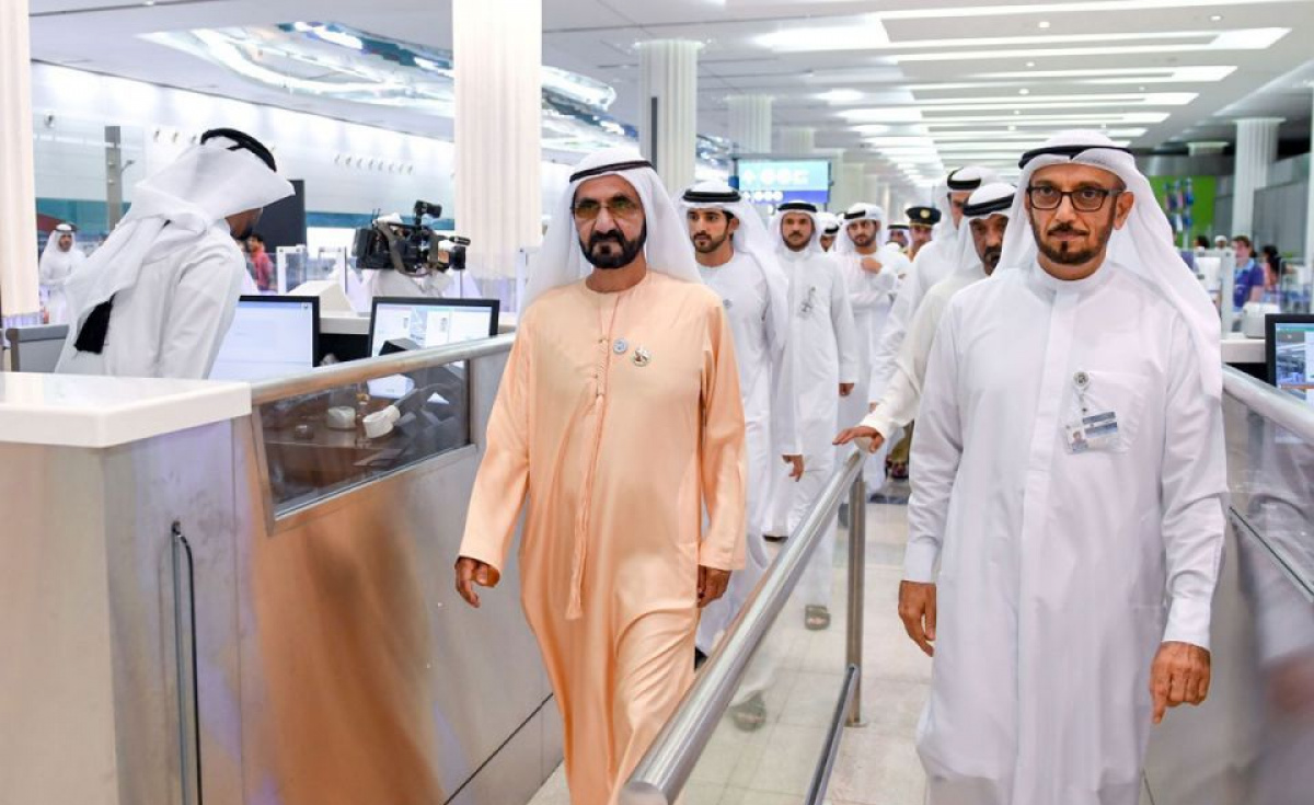 Sheikh Mohammed Hails Services At Dubai International Airport Royal Visit Dubai Airport Services Travel Sheikh Mohammed Bin Rashid Al Maktoum Aviation Business Middle East