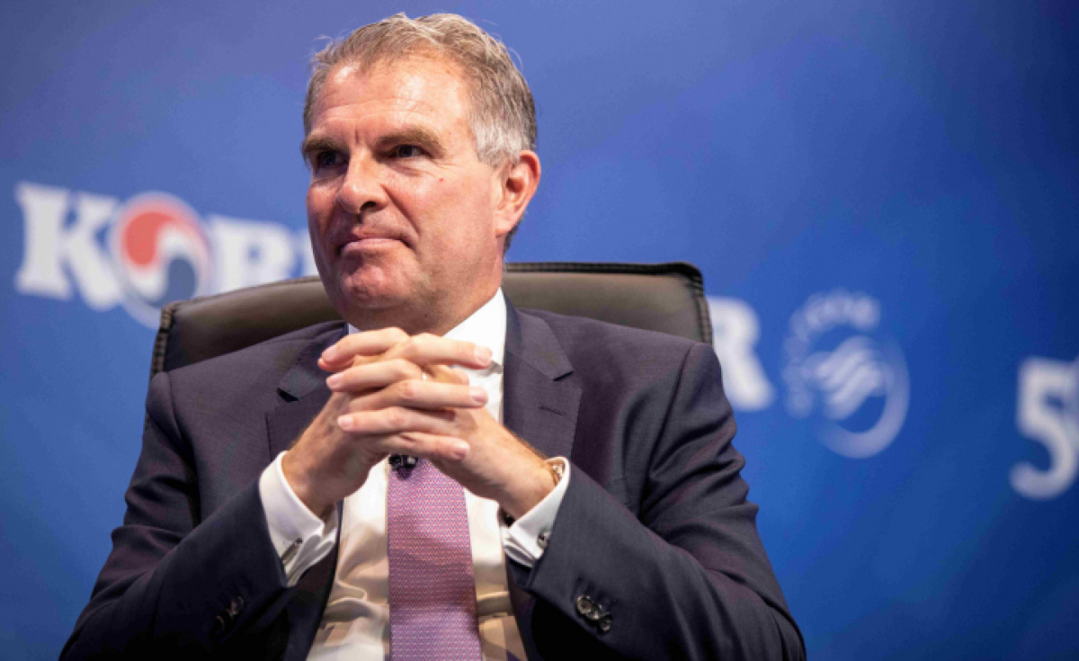 Assuming the role for a one-year term, Spohr succeeds Qatar Airways Group chief executive, His Excellency Akbar Al Baker, who will continue to serve on the BoG. Assuming the role for a one-year term, Spohr succeeds Qatar Airways Group chief executive, His Excellency Akbar Al Baker, who will continue to serve on the BoG.