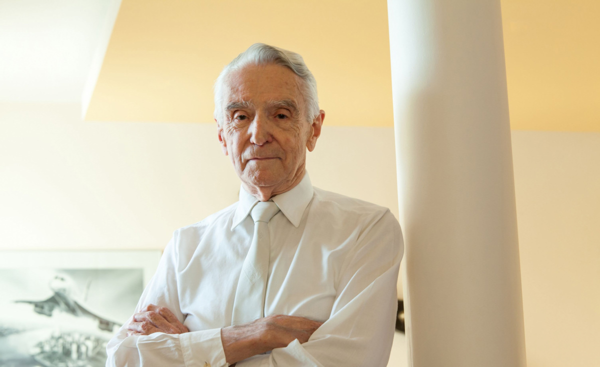 Roger Beteille, a founding father of Airbus, passed away at the age of 97. Roger Beteille, a founding father of Airbus, passed away at the age of 97.
