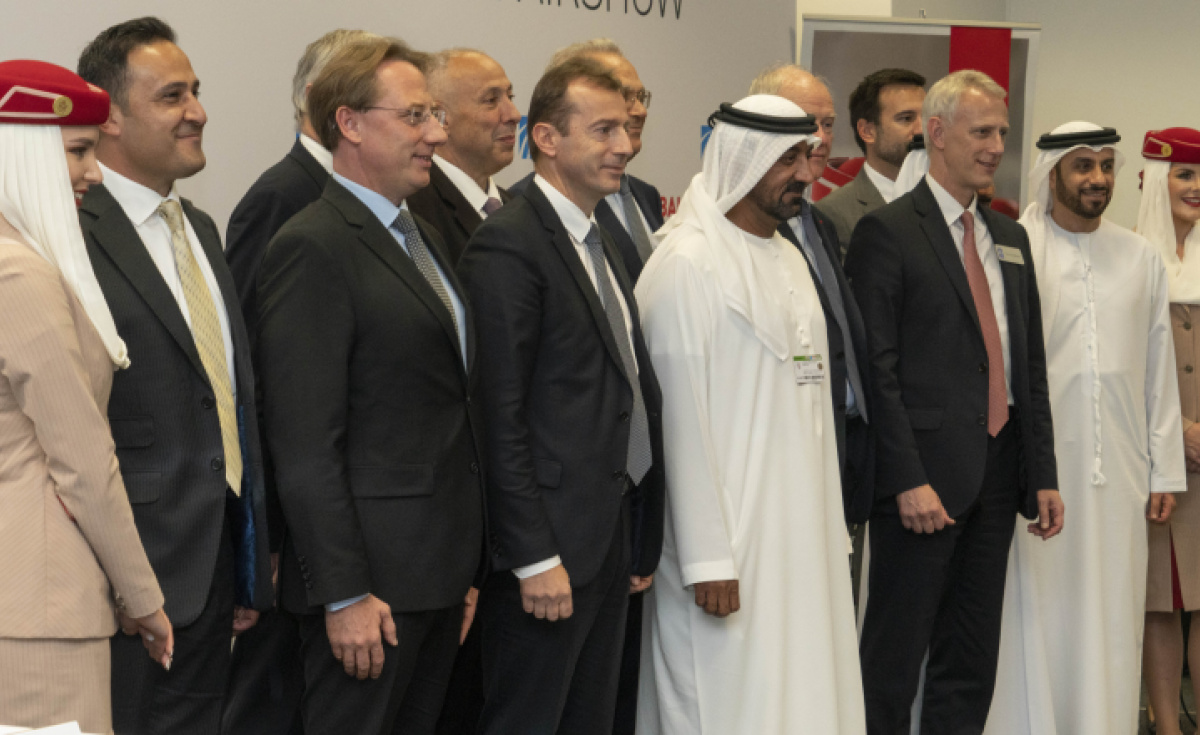 Emirates, Air Arabia, Airbus, Dubai Airshow Emirates, Air Arabia, Airbus, Dubai Airshow