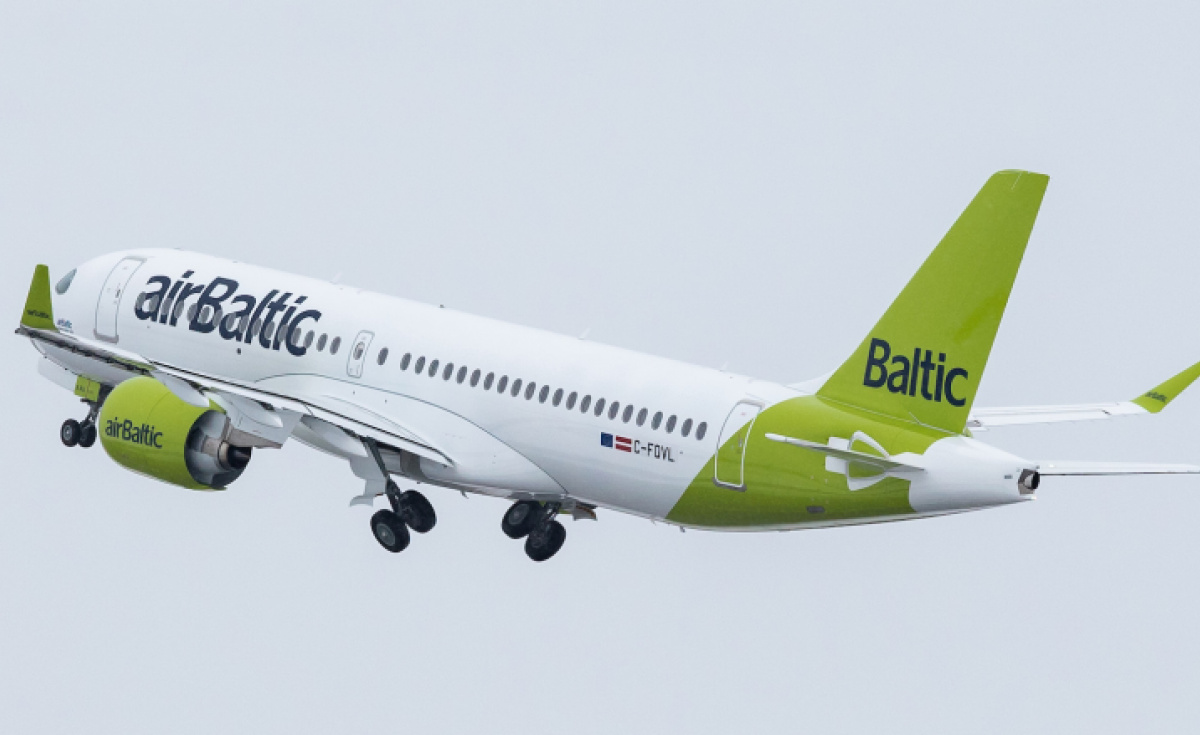 AirBaltic, Riga, Summer season AirBaltic, Riga, Summer season