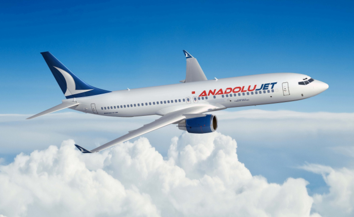 AnadoluJet, Turkish Airlines, LCC AnadoluJet, Turkish Airlines, LCC